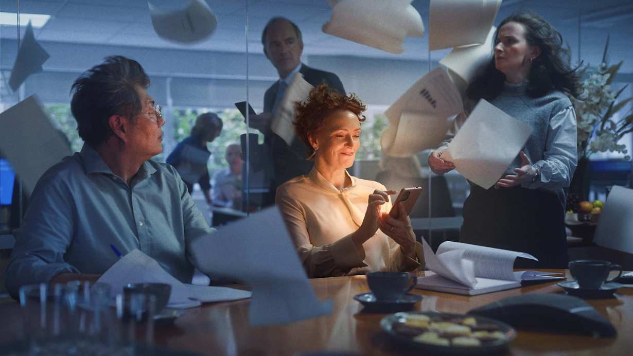 Aviva Global - What is share dealing?