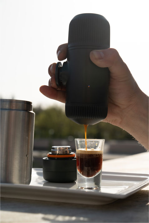 Portable espresso machine