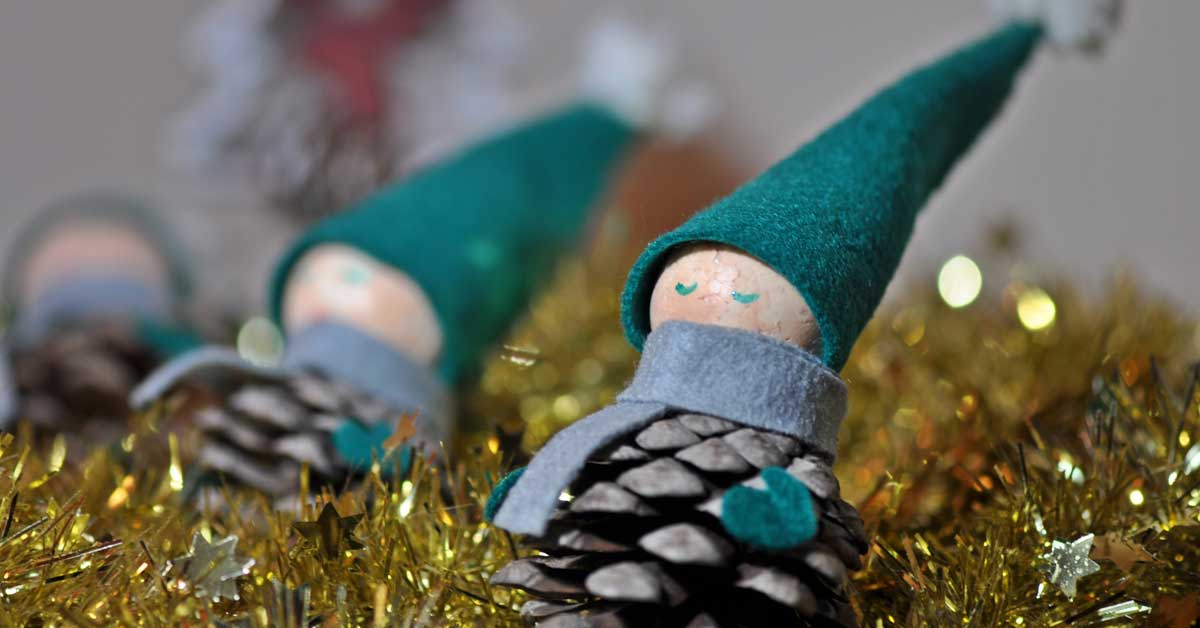 Santa & Reindeer Pinecone Christmas Ornaments