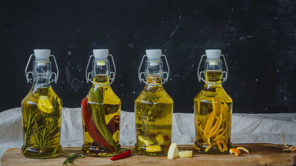 Cut the cost of Christmas – Homemade infused olive oils