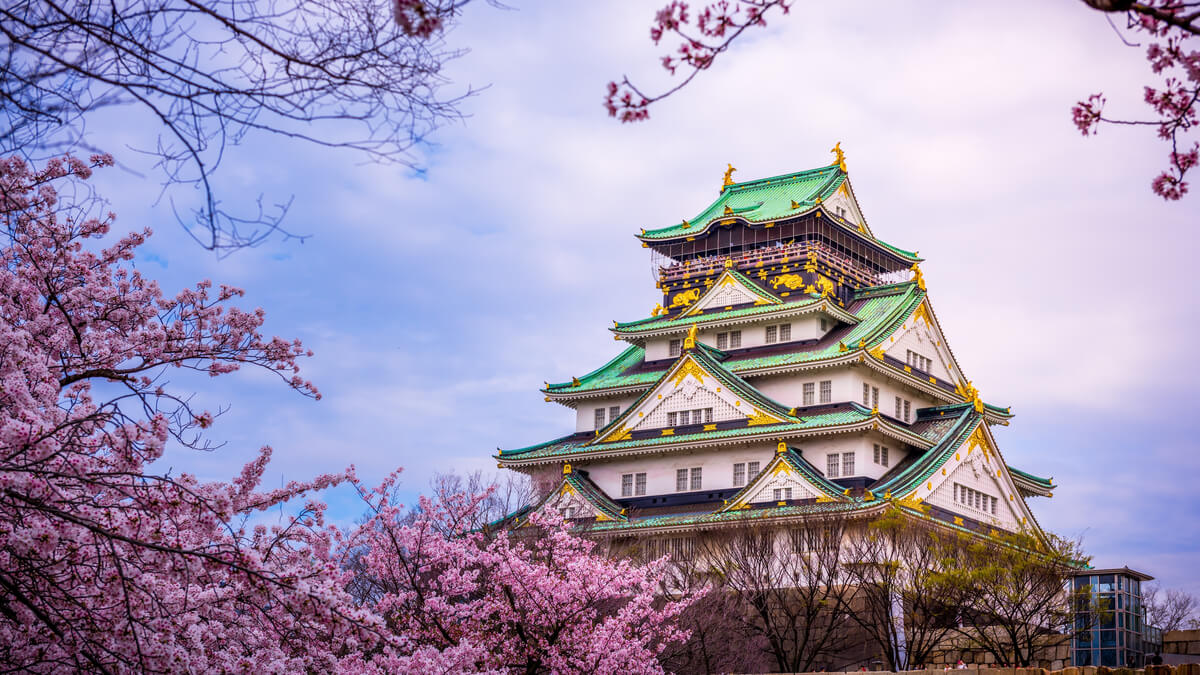Places to visit in Japan – Osaka Castle
