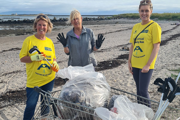 Aviva staff volunteering